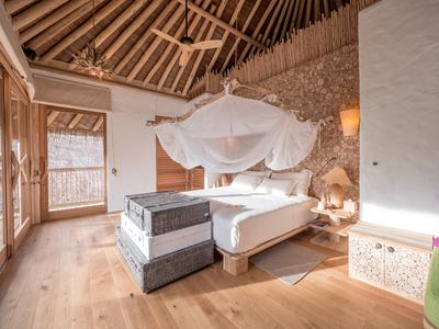6-Bedroom Sunset Reserve with Pool and Slide (Villa 43)
