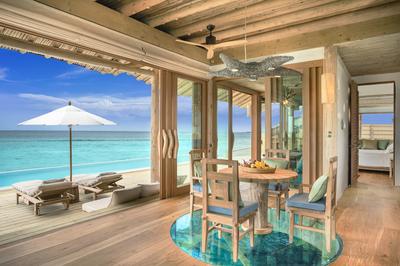 1 Bedroom Water Retreat with Slide - Living Room