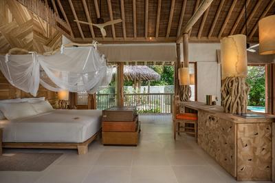 6-Bedroom Sunset Reserve with Pool and Slide (Villa 43)