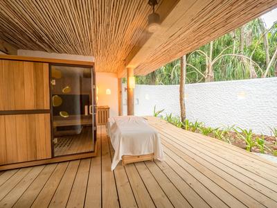 6-Bedroom Sunset Reserve with Pool and Slide (Villa 43)