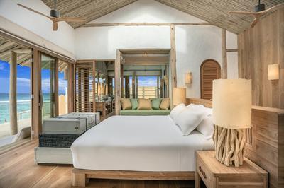 1 Bedroom Water Retreat with Slide