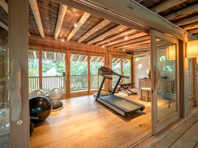 6-Bedroom Sunset Reserve with Pool and Slide (Villa 43)