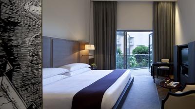 Deluxe Room - Balcony & Old City View