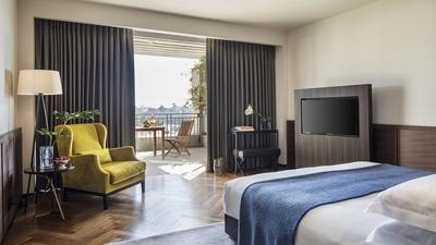 Citadel Suite - Balcony & Old City View-2-
