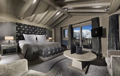 Prestige Room