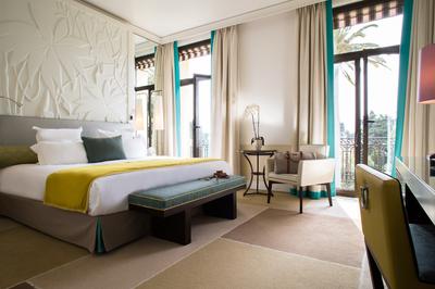 Deluxe Room, Main Building