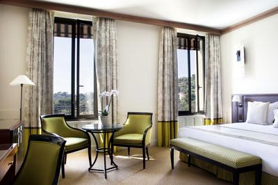 Deluxe Room, Main Building