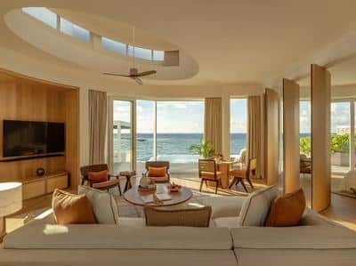 One Bedroom Ocean Villa with Pool