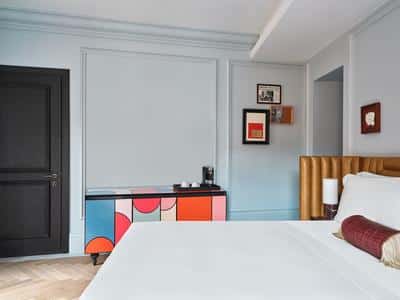 Cool Corner Room