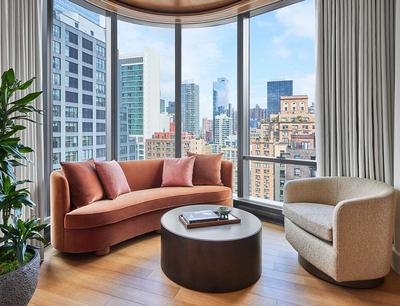 Skyline Corner One Bedroom Suite
