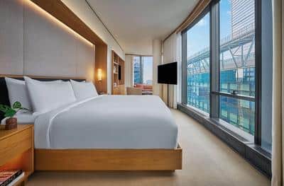 Skyline Corner Studio Suite