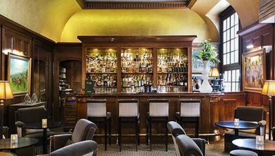 The Normandy Bar, Legendary