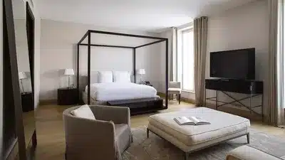 2 Bedroom Apartment Partial Eiffel Tower View