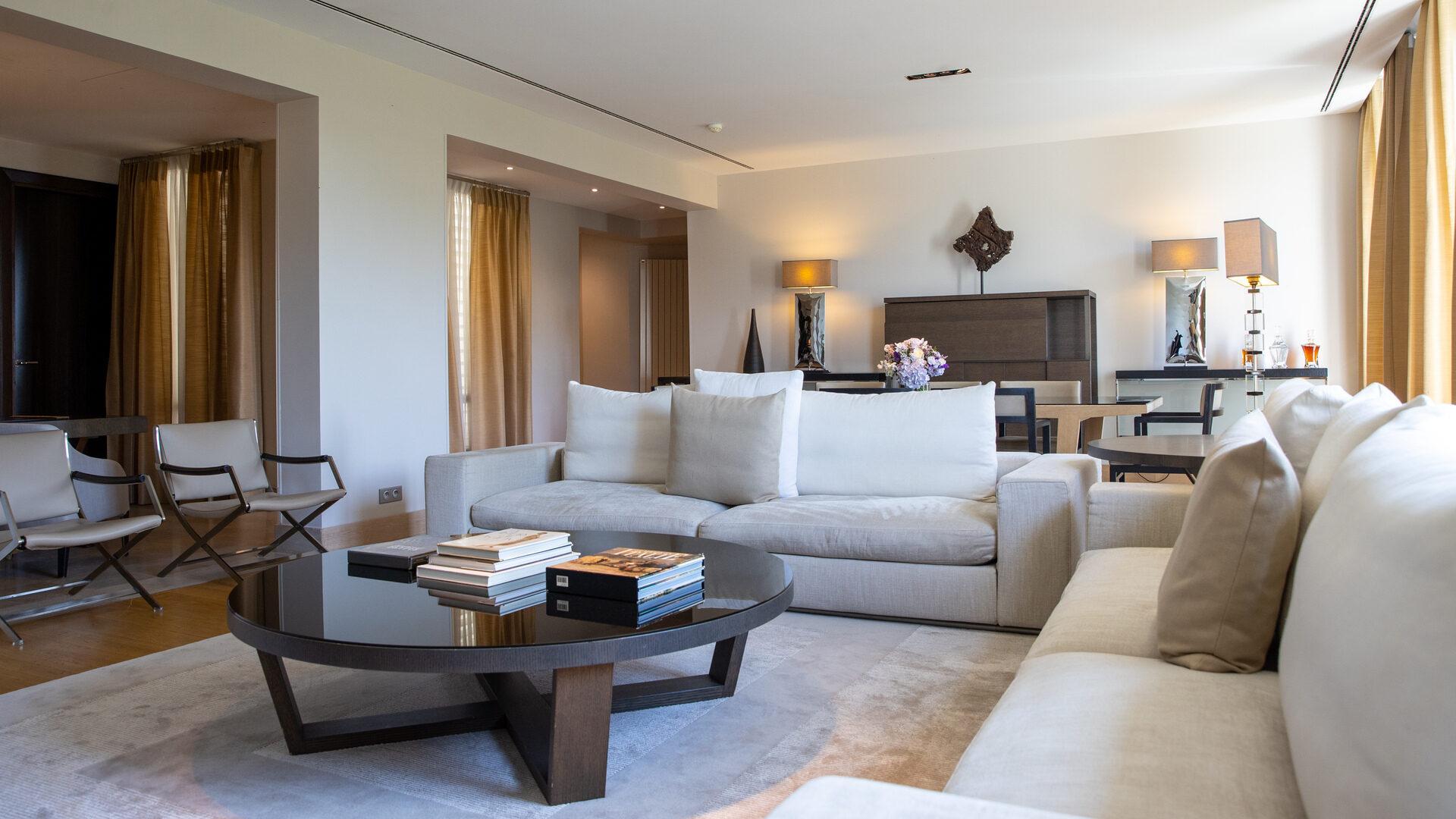 La Réserve Paris - Apartments