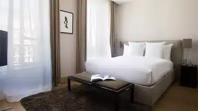 2 Bedroom Apartment Partial Eiffel Tower View