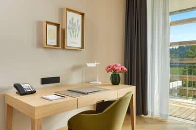 Alpine Deluxe Room with Balcony