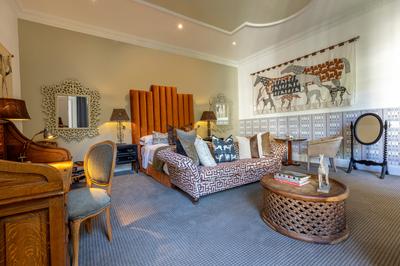 Courtyard Suite