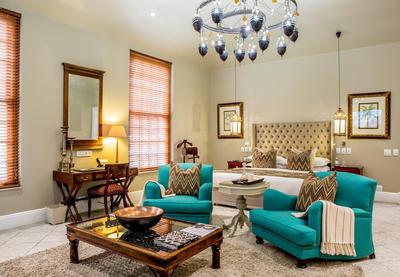 Courtyard Suite