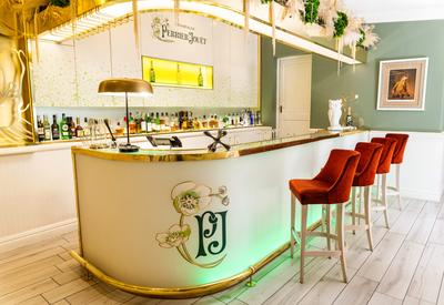 Muse Champagne Room