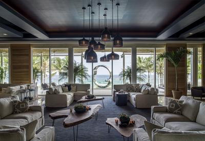 Beach Club Lounge