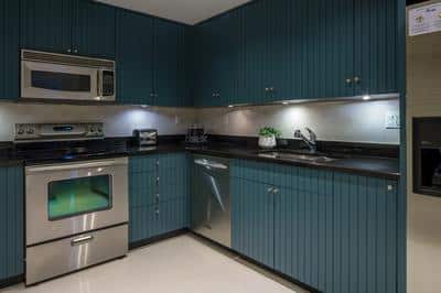 Two-Bedroom Bungalow with Kitchen