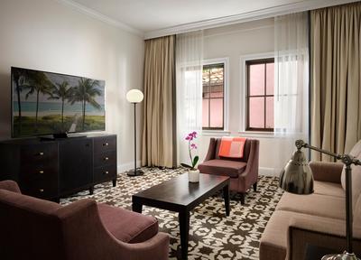 Cloister Estate View Guestroom