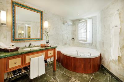 One Bedroom Suite