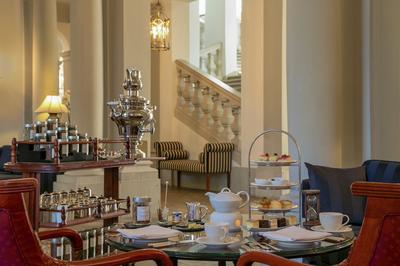 Cafe Vestibul Afternoon Tea