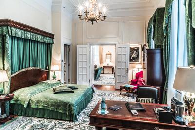 Crown Prince Suite