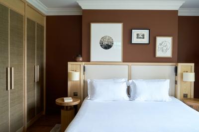 Prestige Room