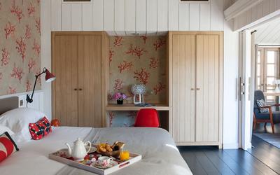 Signature Suite