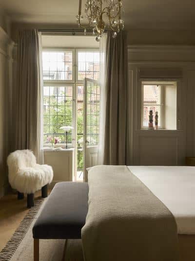 Double Deluxe Room