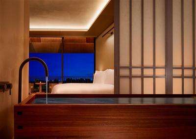 Ryokan Suite Teak Soaking Tub