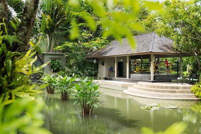Thai boxing ring behind the lagoon