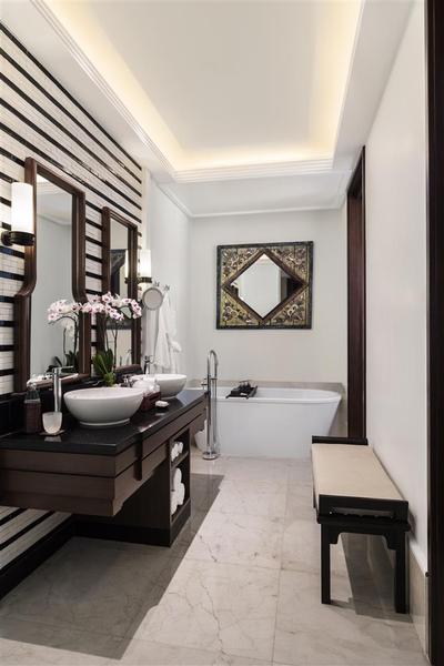 Beautiful bathroom with bathtub and twin sinks