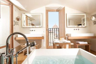 Penthouse Consorti Arno