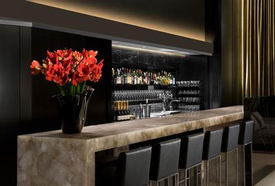 D bar