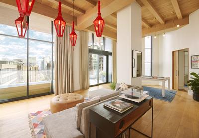 Richard's Flat King Suite