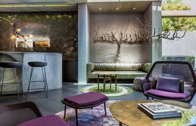 Bar/Lounge