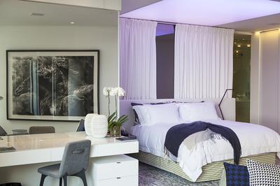 Guest room