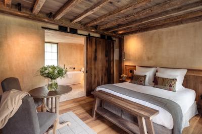 Renovated Suite with Shower and Balneo Tub - Sea View
