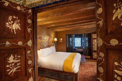 Luxury One Bedroom Suite