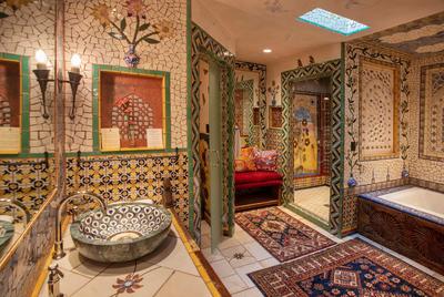 Luxury One Bedroom Suite