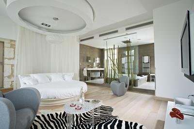 Prestige Suite