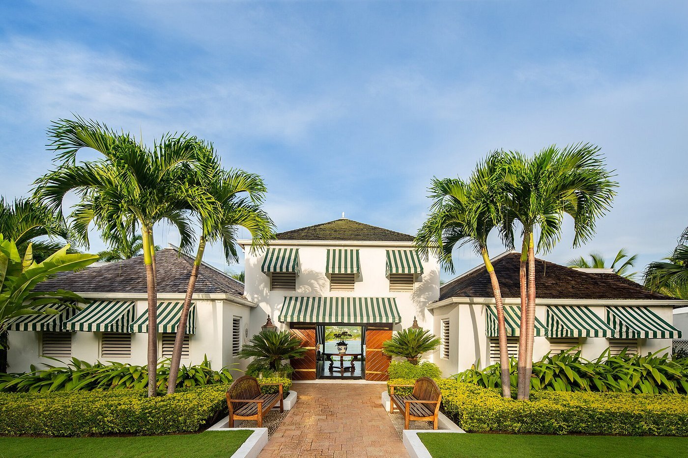 Round Hill Hotel & Villas