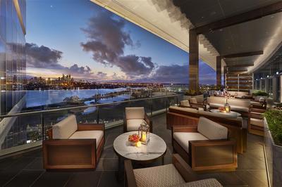 CTP CRYSTAL CLUB TERRACE H RGB