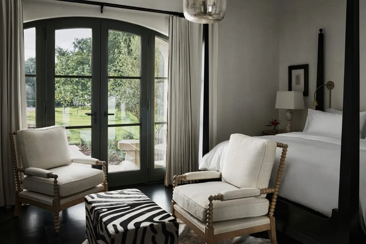 Mountain Laurel Suite