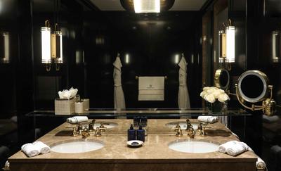 Suites Bathroom