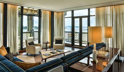 Bartholdi Presidential Suite