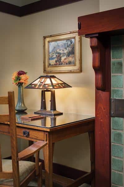 Palisade Room Desk